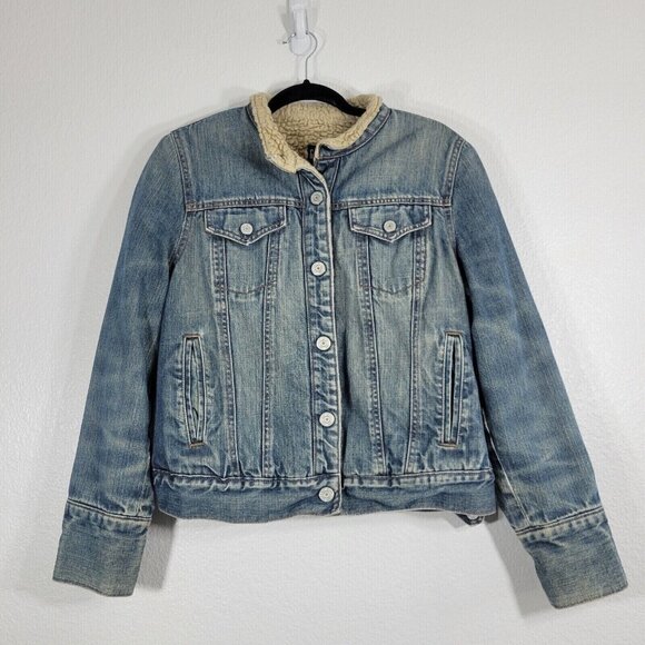GAP Jackets & Blazers - GAP Denim Trucker Jacket Women Medium Sherpa Lined Snap Button Pockets Blue